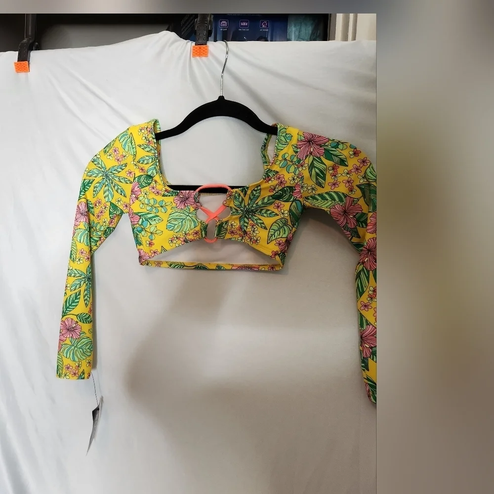 Girls' Tropics Utopia Floral Printed Rash Guard Top Only - Art Class
